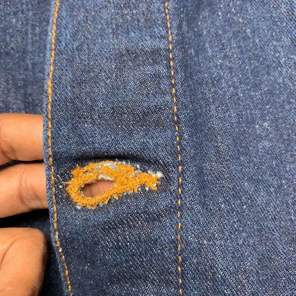 NWT Levi's Type III Trucker Jacket - Rinse/Navy Embroidered XL